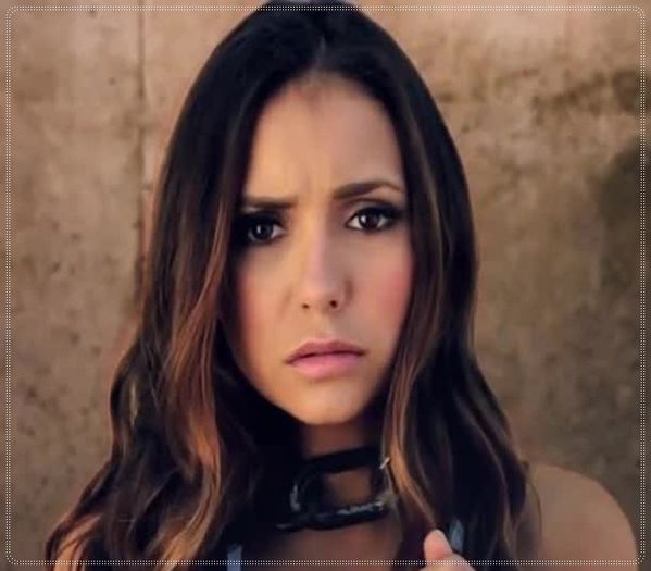 》 O sa mo;ara, asa-i? ;< #tyler *se uita la stefan ip*=))))