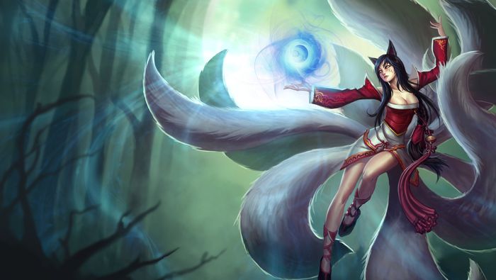 Ahri(Vulpea Cu 9 Cozi)