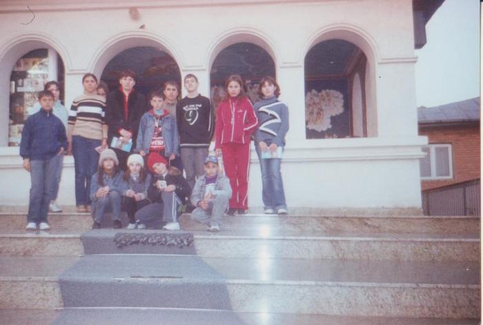 0 035 - Fosti si actuali elevi