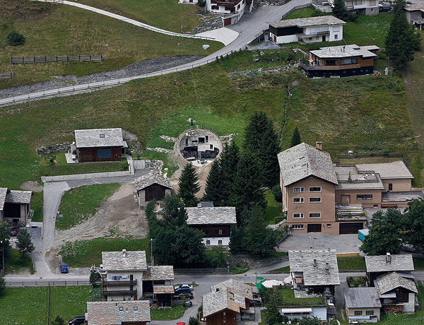 ATT1218082 - A House in Switzerland