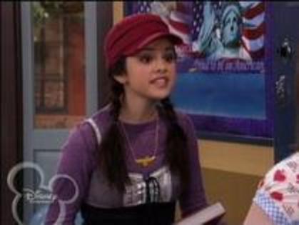 CRBQBXSFGLEQSUJCAXC[1] - magicieni din waverly place