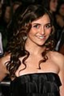 alyson-stoner-3d-premiere-01 - Alyson Stoner