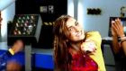 imagesCA9U1ZJP - Alyson Stoner