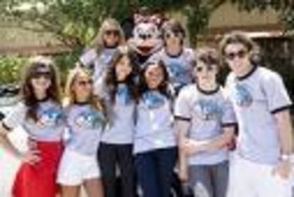 imagesCAVDM63W - DISNEY CHANNEL GAMES