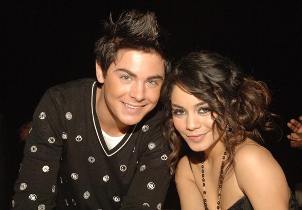 Vanessa si Zac - VANESSA HUDGENS SI ZAC EFRON