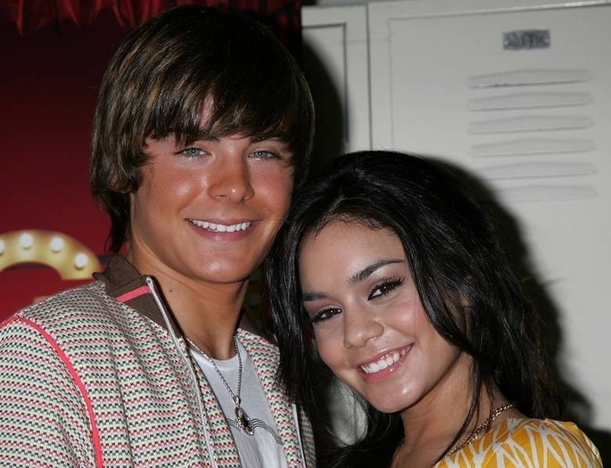 Vanessa si Zac - VANESSA HUDGENS SI ZAC EFRON