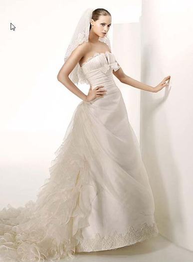 2009-Wedding-Dress-Pronovias-5