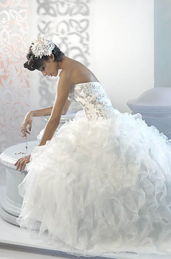 beautiful-wedding-dress-3 - rochii de mireasa si torturi de nunta