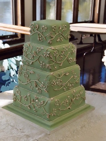 brocade fall wedding cake - rochii de mireasa si torturi de nunta