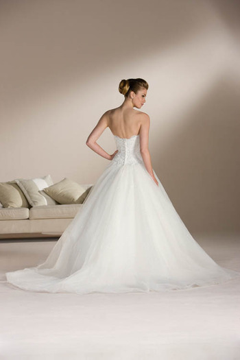 strapless-wedding-dress-7