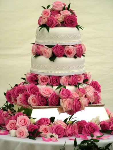 wave_rose_wedding_cake