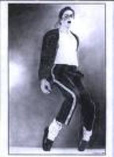NJDJELUUSSOLHYMOWZH - Michael Jackson-moonwalk