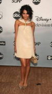 QEFKODWOHDZNIVTRDZR - vanessa si ashley