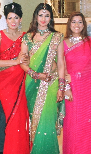 Vidhyas%20Green%20Sari%203 - A ta pentru totdeauna poze-Divyanka Tripathi