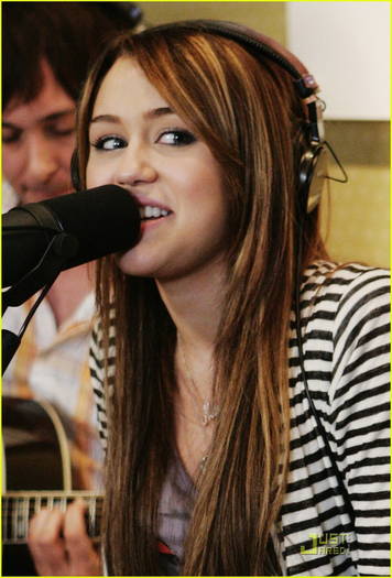 fghsrty - Miley Cyrus