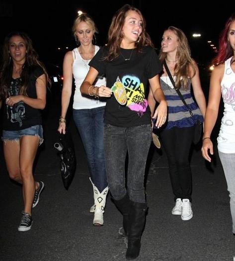 0 (83) - 00toate pozele mel cu miley cyrus00
