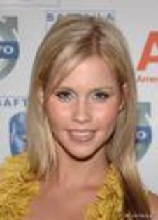 ralucutadeni - club claire holt-plin