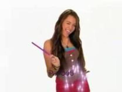 KIRQGOGVVRSJUCXLEJK - Disney Channel cu Miley