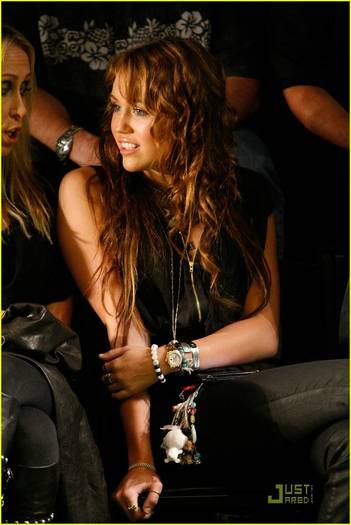 mileycyruschristianaudivm6 - miley Cyrus