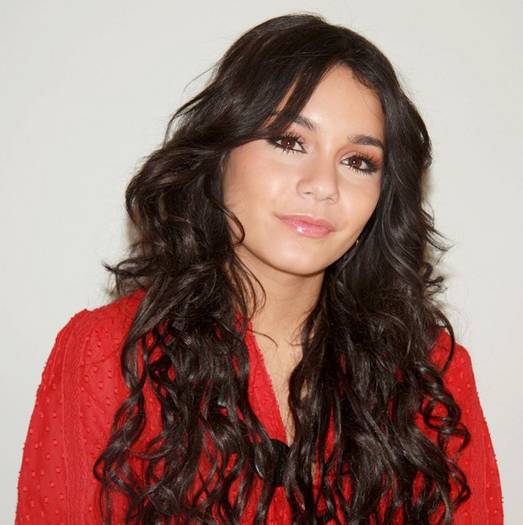 High School Musical 3 Photocall 0BHFfk6B0Mql - vanessa anne hudgens