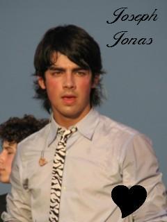 Joe%20Jonas1 - Jonas Brothers