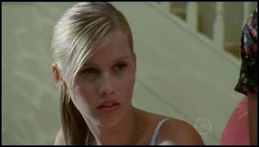 emmy - Claire Holt- Emma