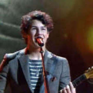 s2_bestmusic_ro - Jonas Brothers
