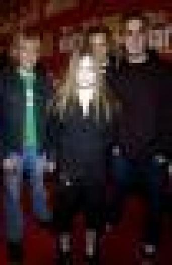 Avril-Lavigne-1222519082 - Avril Lavigne