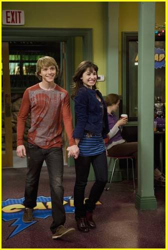 sonny-chance-of-dating-14