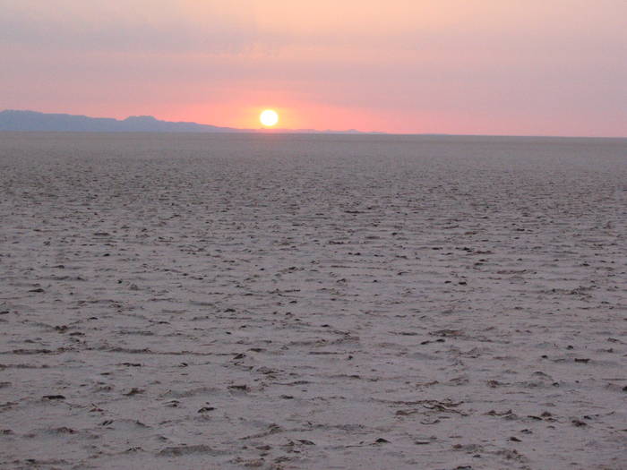 Rasarit la Chott el Jerid - Tunisia