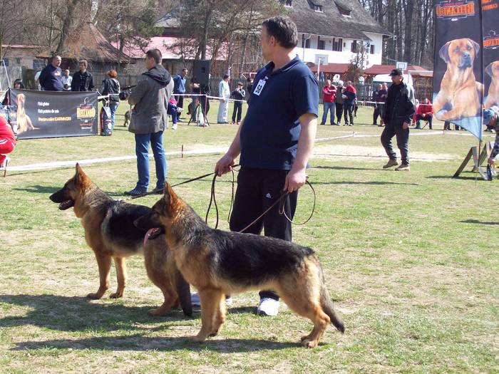 Luky- Raja - Expo-Pitesti-28martie2009