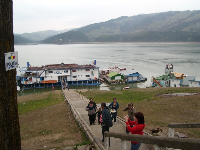 SL271583 - Manastirile din Moldova-Cheile Biazului-Lacul Rosu