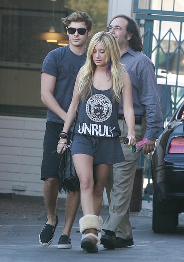 Zac+Efron+Ashley+Tisdale+Out+Lunch+Patty+gZ8EqUcoPQjl