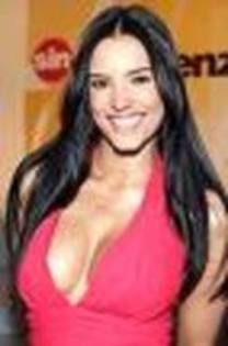 ZHBBTSXDERZOQLBGJDO - Gaby Espino