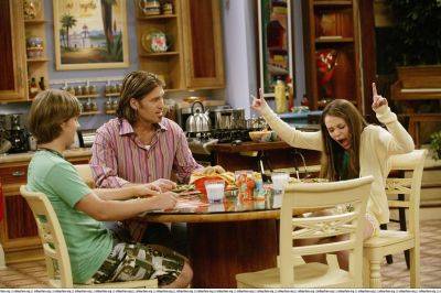 normal_005~10 - hannah montana season 1