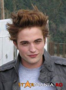 Robert Pattinson - Robert Pattnison