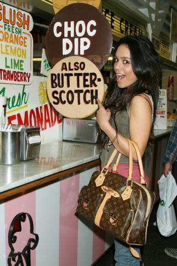 SYUDJLWBTGDGWCPQHJD[1] - toate pozele mele din calculator