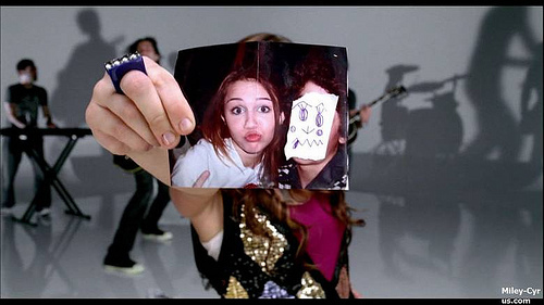 2642466015_317a3c81a3[1] - Miley Cyrus