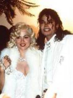 ADSGHOGOAMPOSNUCRMJ - michael jackson