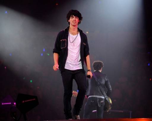 normal_42-22932833 - jonas brothers World Tour in LA