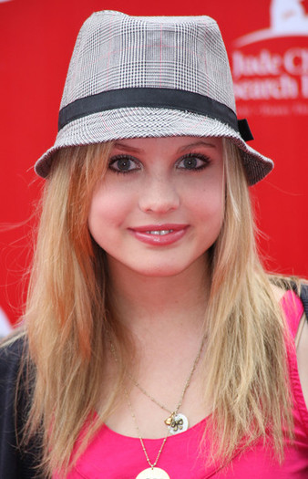 Target+Presents+Variety+Power+Youth+Event+DN_7ZLbmA_dl - Meaghan Martin