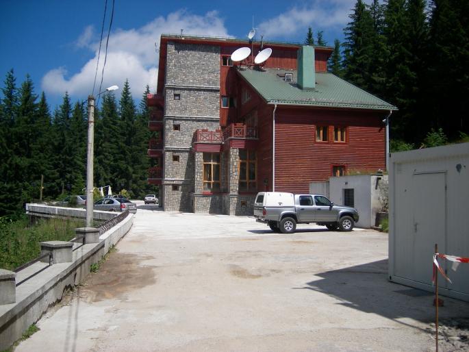 Paltinis-Hotelul unei banci - Excursii 2008