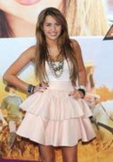 NYSOYSJRKZGNXFHPYBB - miley 5