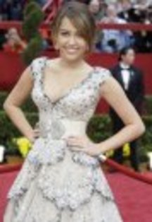 4966_1060065032323_1546848358_30138539_4720920_s - AICI CLUB HANNAH MONTANA