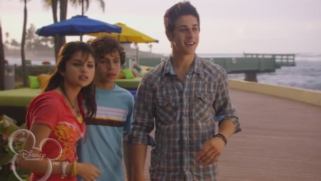 Wizards of Waverly Place The Movie  (2009) WwW.Bratu-Marian.Ro-18 - Wizards of Waverly Place