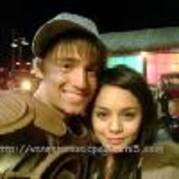 8uRSwx819283-01 - idul lui ashley tisdale