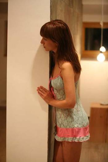 ktDh4n624449-02 - adella