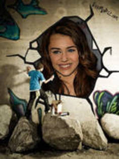 DUANZZLPCMEAIFFLJTF - miley poze editate