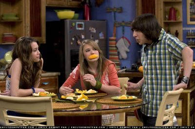 3163279850_b7f35ed66d