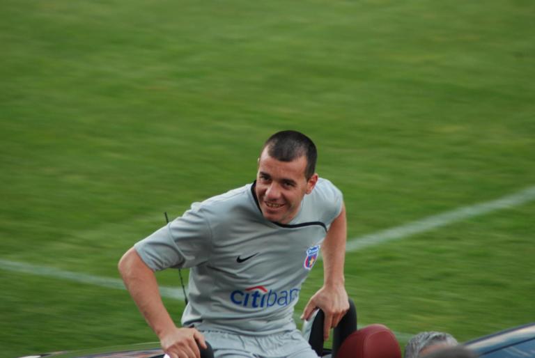 STEAUA 016